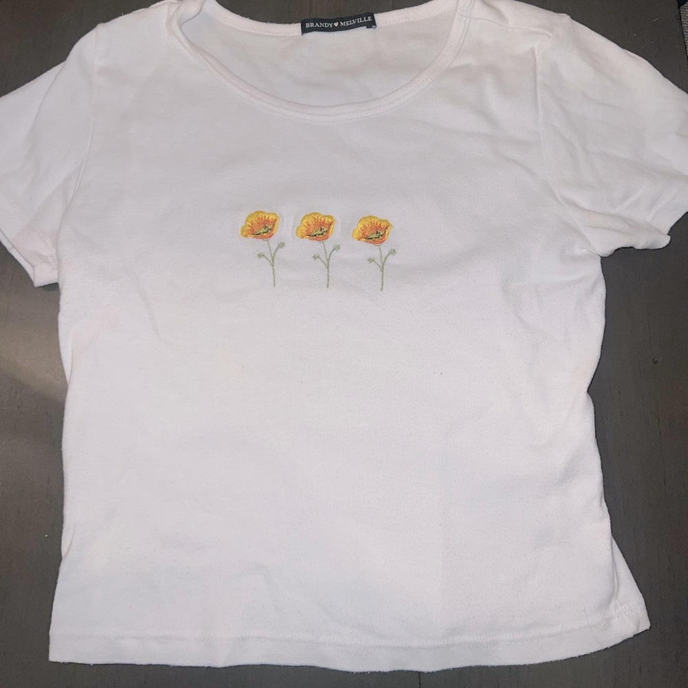 BRANDY MELVILLE 3 FLOWER TOP - Picture 1 of 2